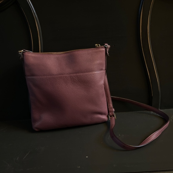 Kate Spade Crossbody - Picture 2 of 6